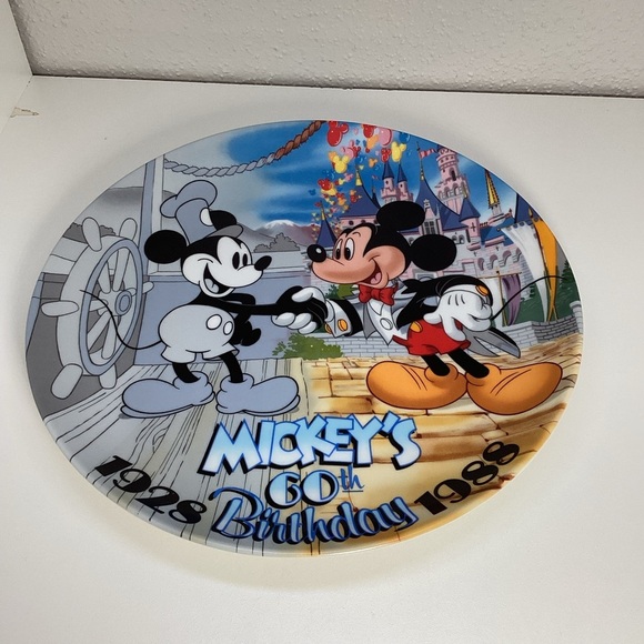 VINTAGE Disney 60th Birthday Plate 1988 - Picture 1 of 4